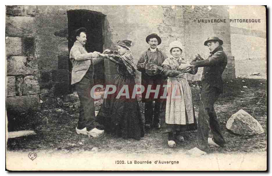 La Bourrée d'Auvergne — scène de danse traditionnelle — V.D.C. n°1202