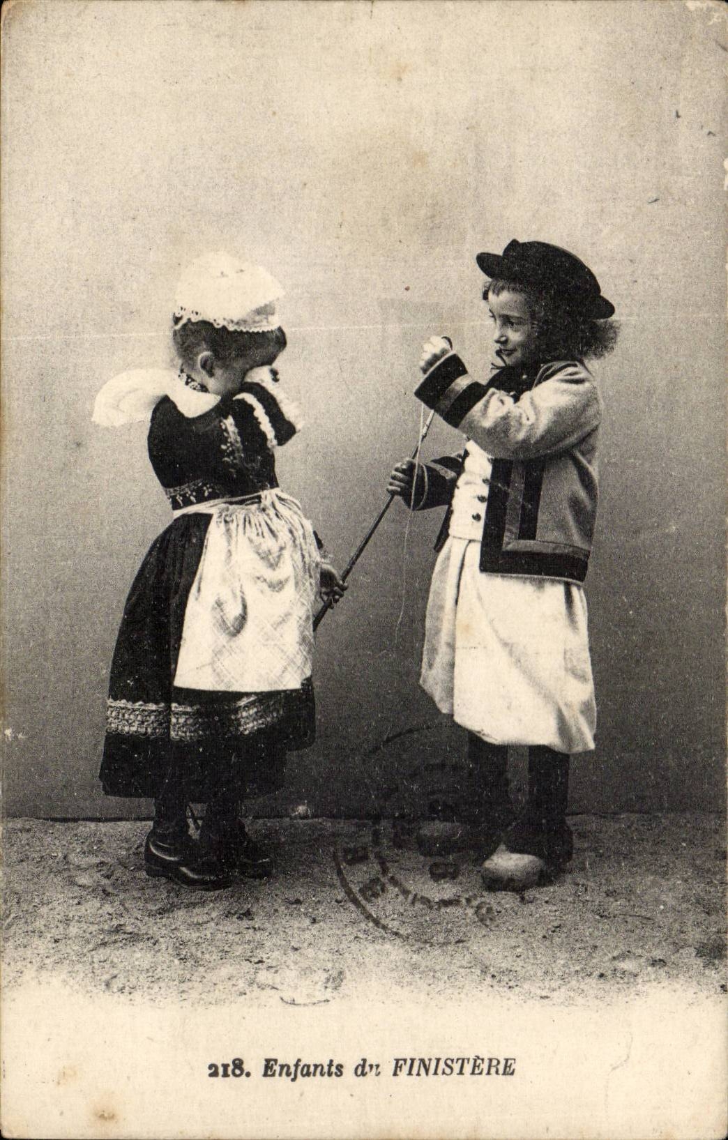 Fantaisie - Enfants de Finistere - Costumes - Folklore CPA 