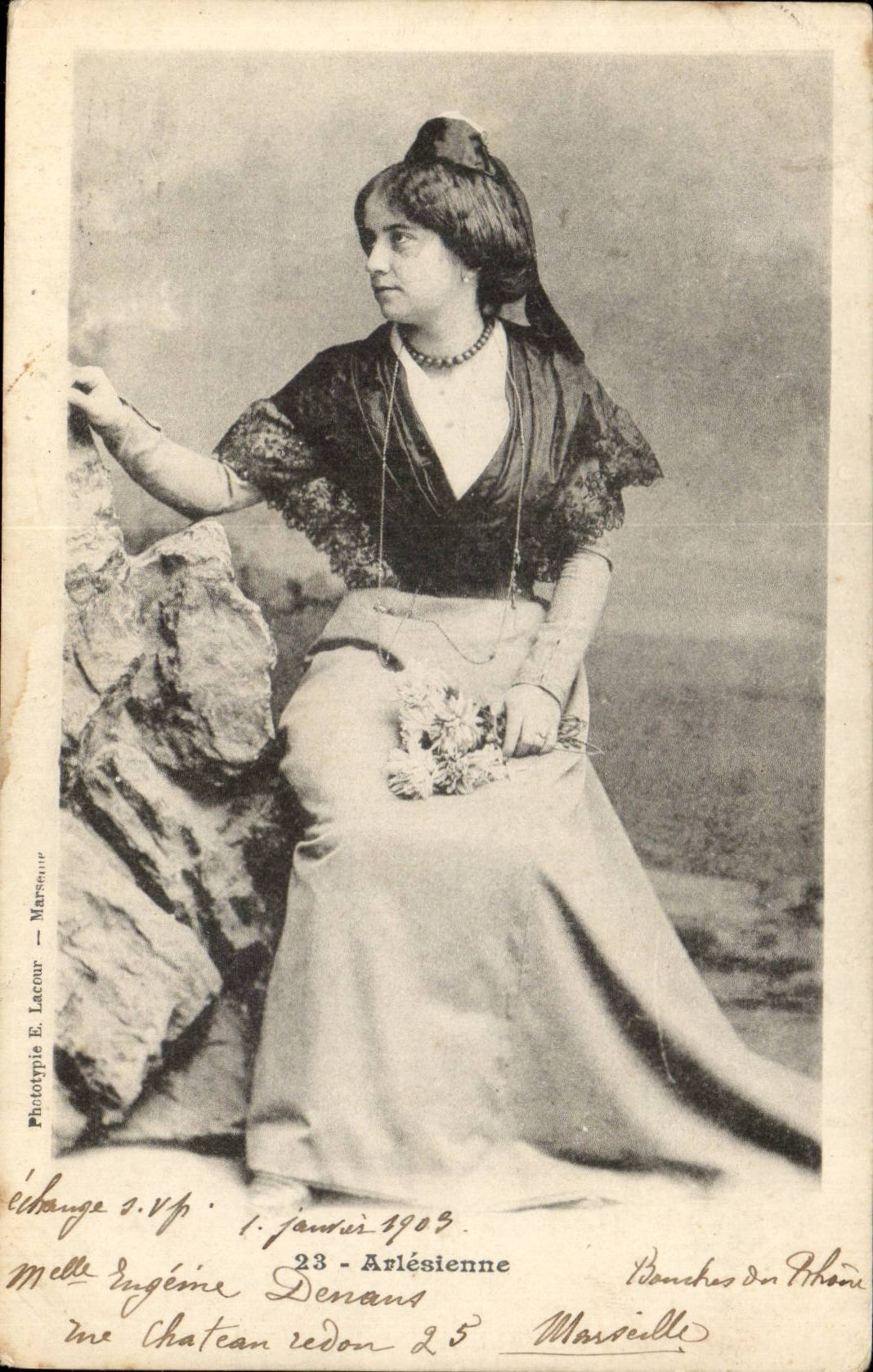 Arles - Arlesienne - Fantaisie - Femme - CPA 