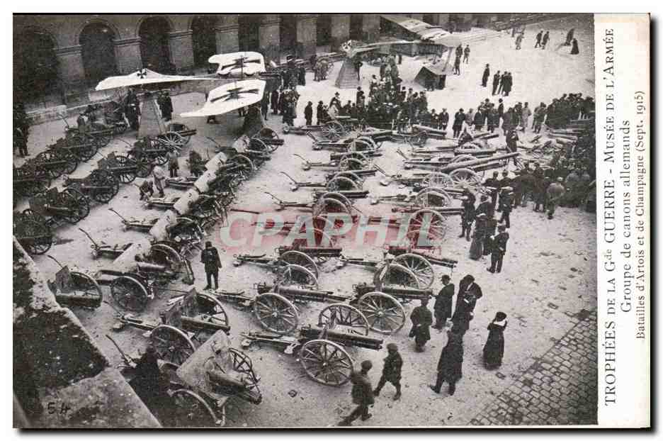 Trophess de la Guerre - Musee de l'Armees - Groupe de canons Allemands - CPA 
