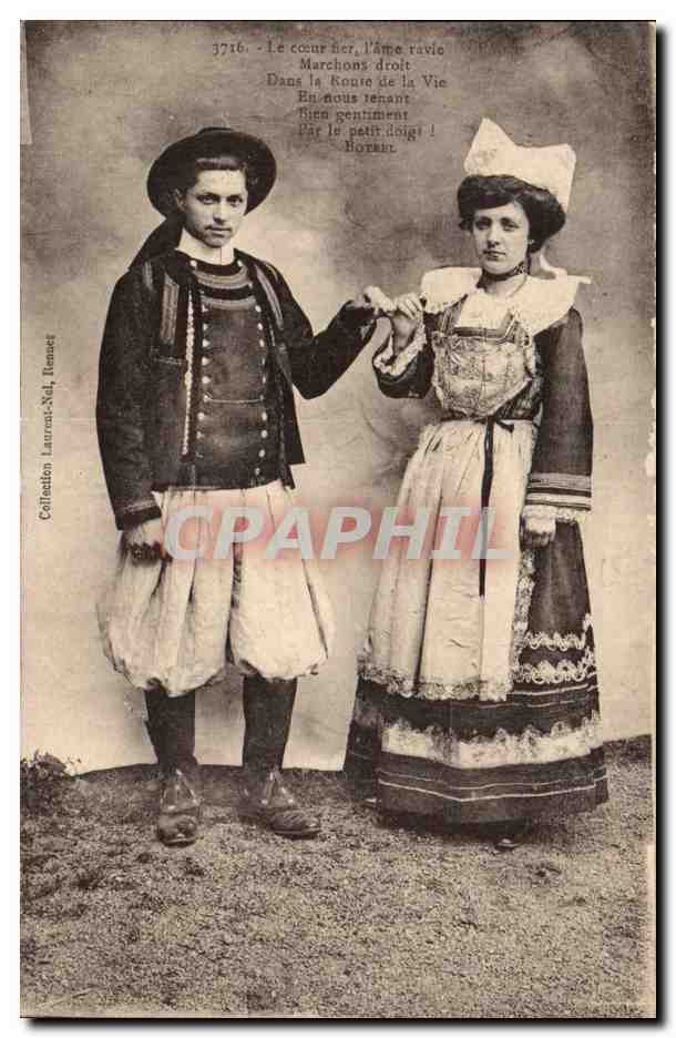 Couple - Fantaisie - Le coeur fier l'ame ravie - folklore costumes CPA 