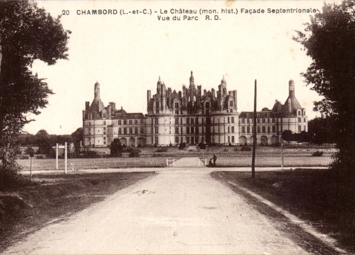 Chambord - Vue du Parc - Facade Septentrionale CPA 