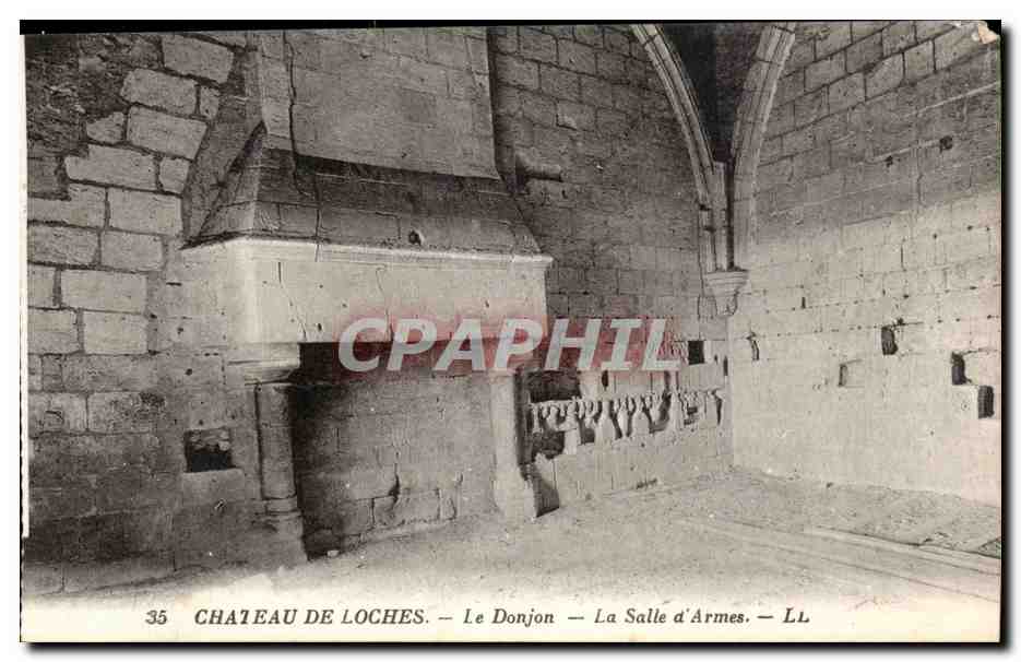 Chateau de Loches -Le Donjon - Salle d' Armes CPA 