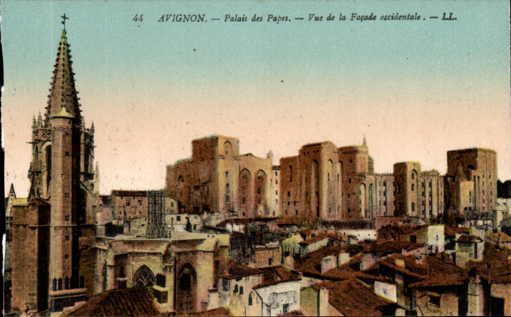 Avignon - Palais des Papes - CPA 