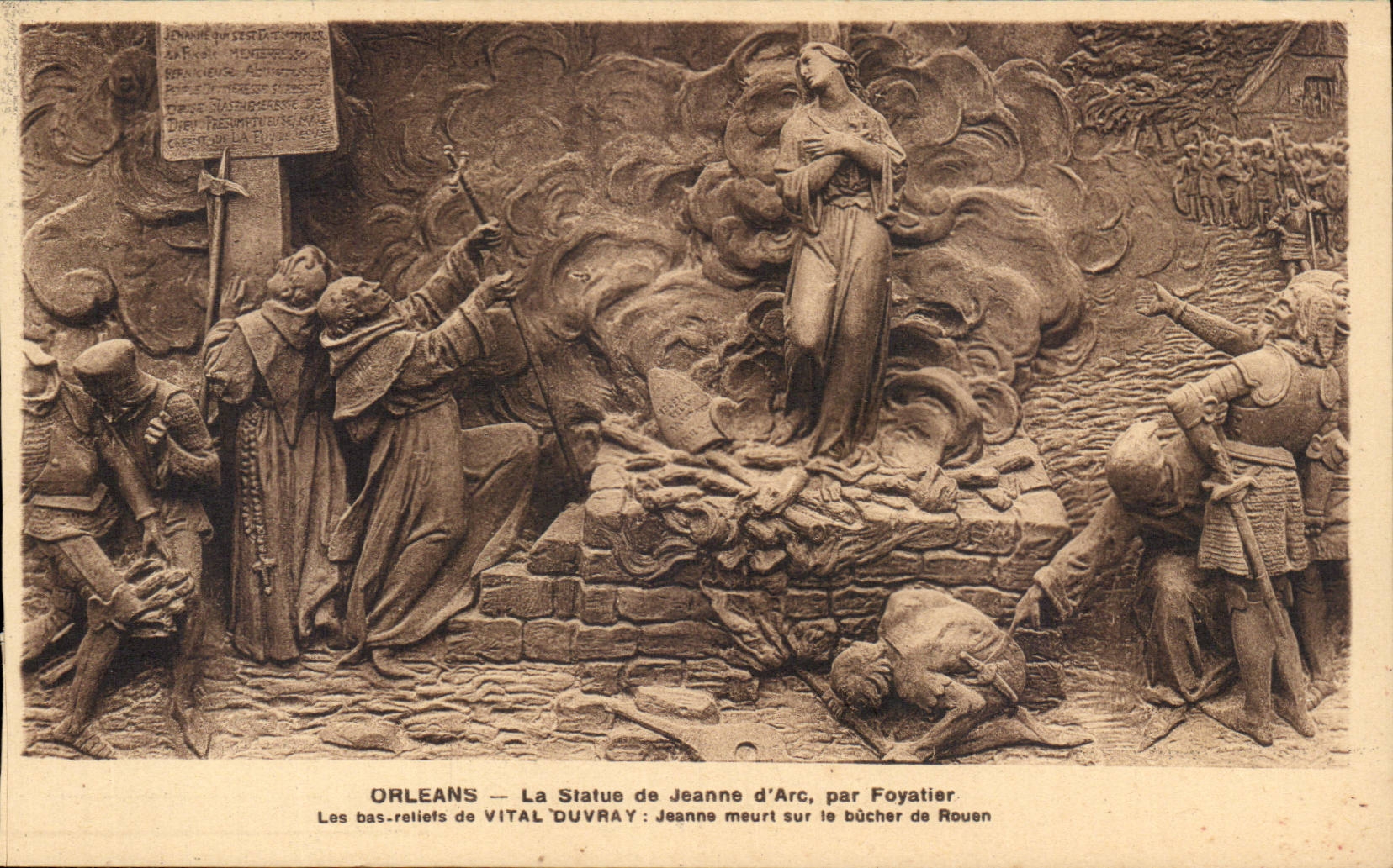 Orleans - Le Statue de Jeanne d'Arc par Foyatier - Le Bas Relief - CPA 