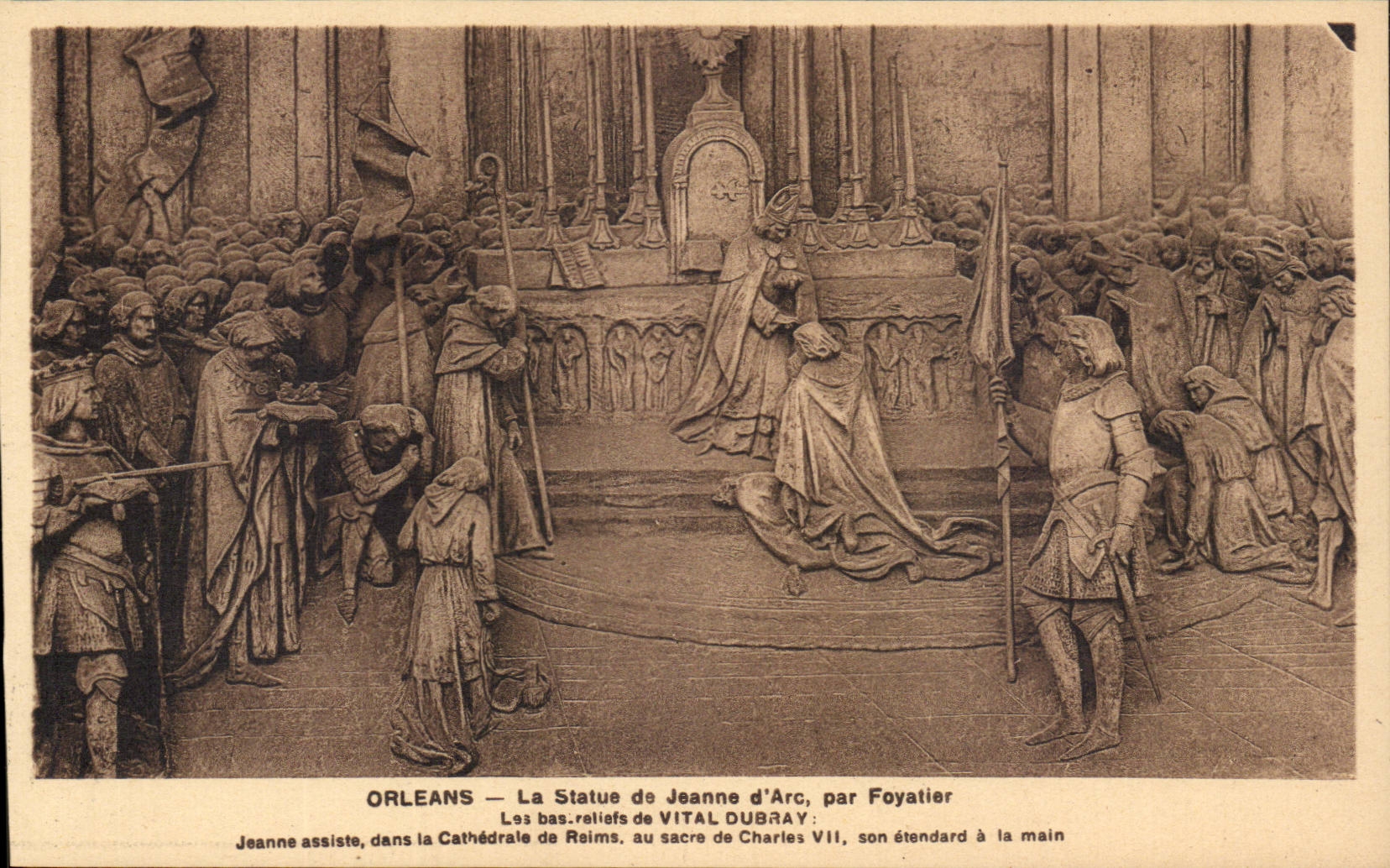 Orleans - Le Statue de Jeanne d'Arc par Foyatier - assiste dans la Cathedrale de Reims Le Bas Relief - CPA 