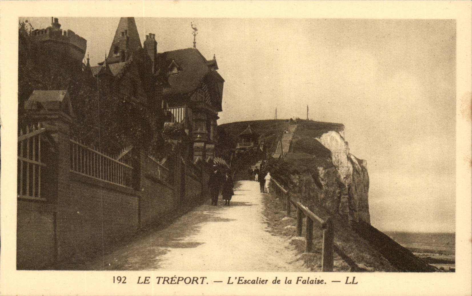 Le Treport - L'Escalier de la Falaise - CPA 