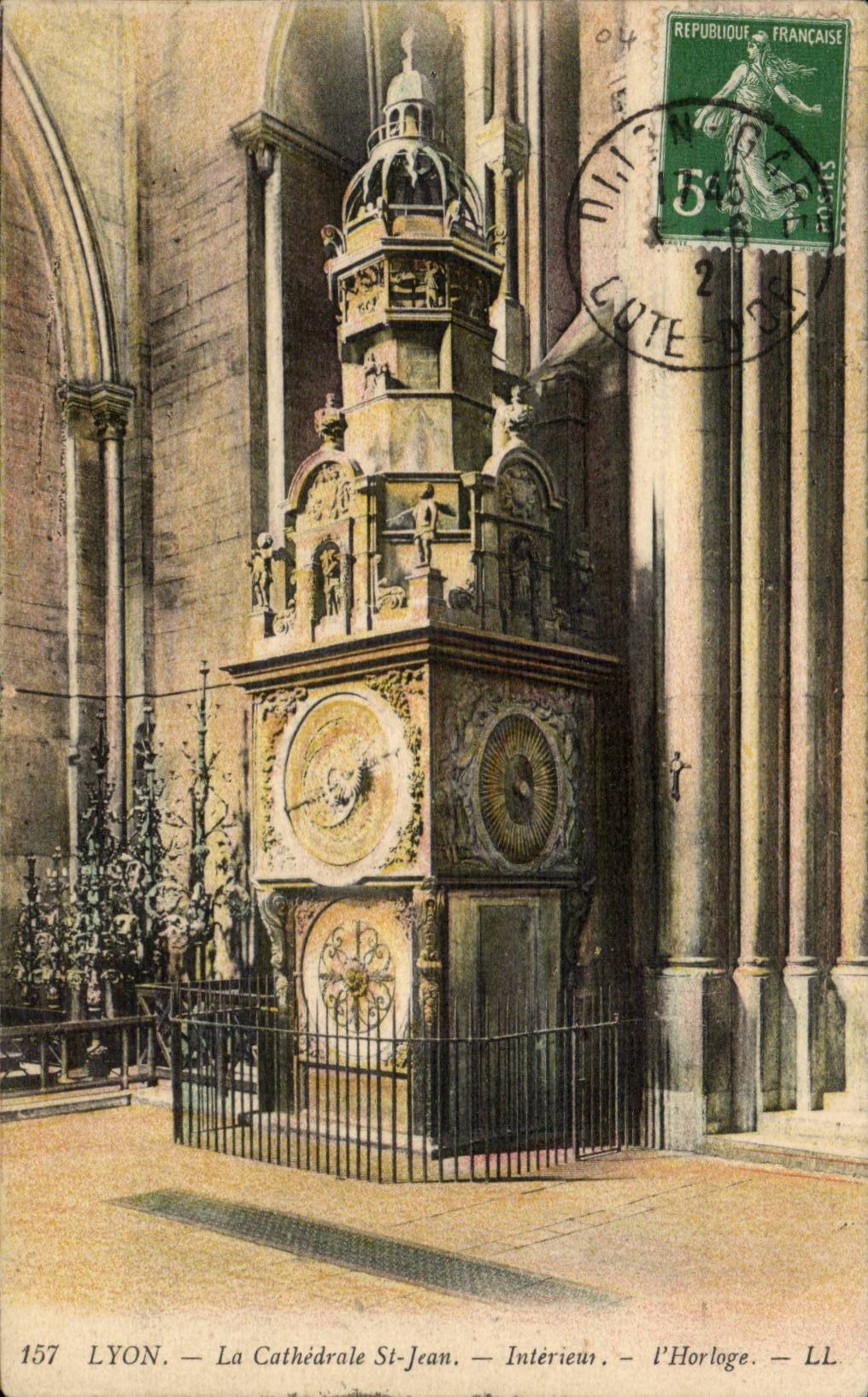 Lyon - La Cathedrale St Jean - Vue Interieur - l'Horloge - CPA 