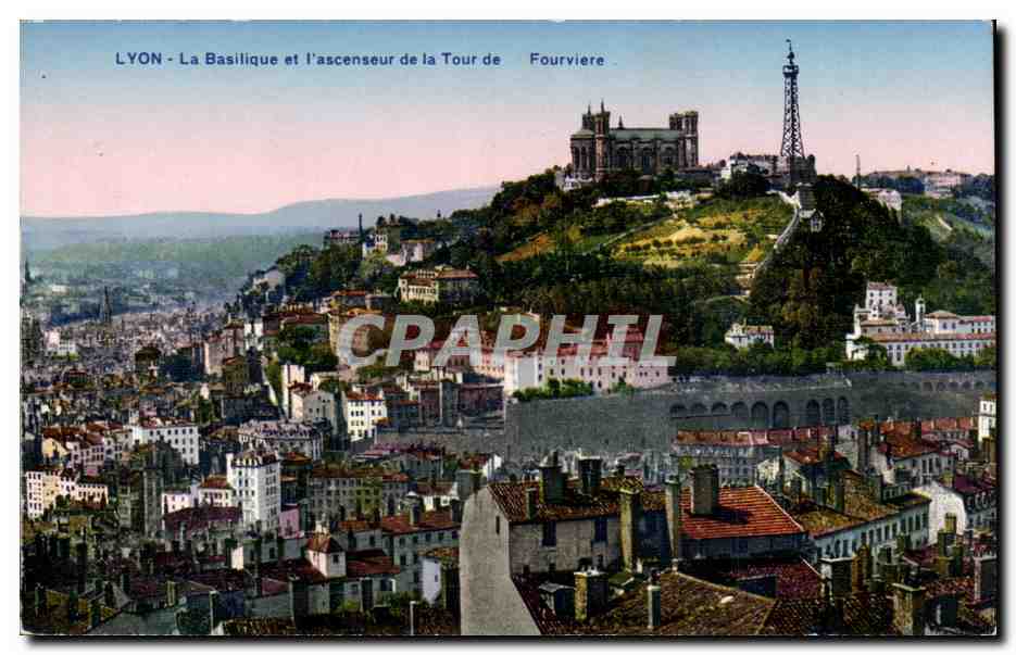 Lyon - La Basilique - Ascenseur de la Tour Fourviere - CPA 