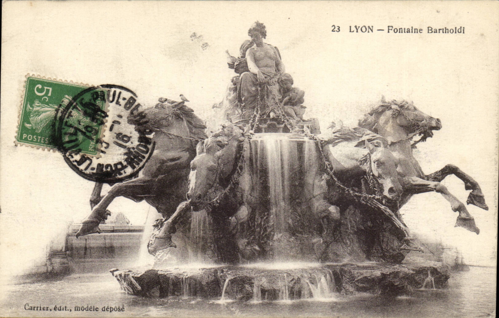 Lyon - Fontaine Bartholdi - CPA 