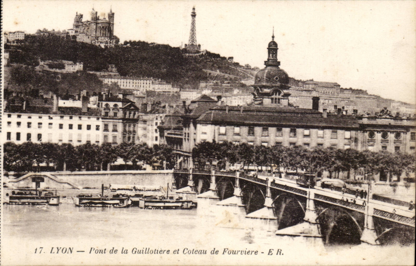 Lyon - Pont de la Guillotiere et Coteau de Fourviere CPA 