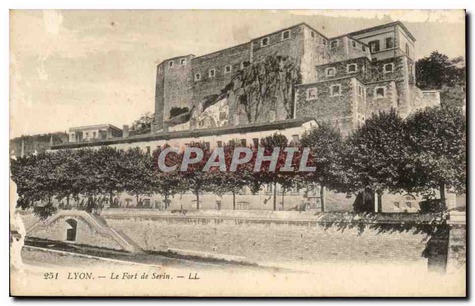 Lyon - Le Fort de Serin - CPA 