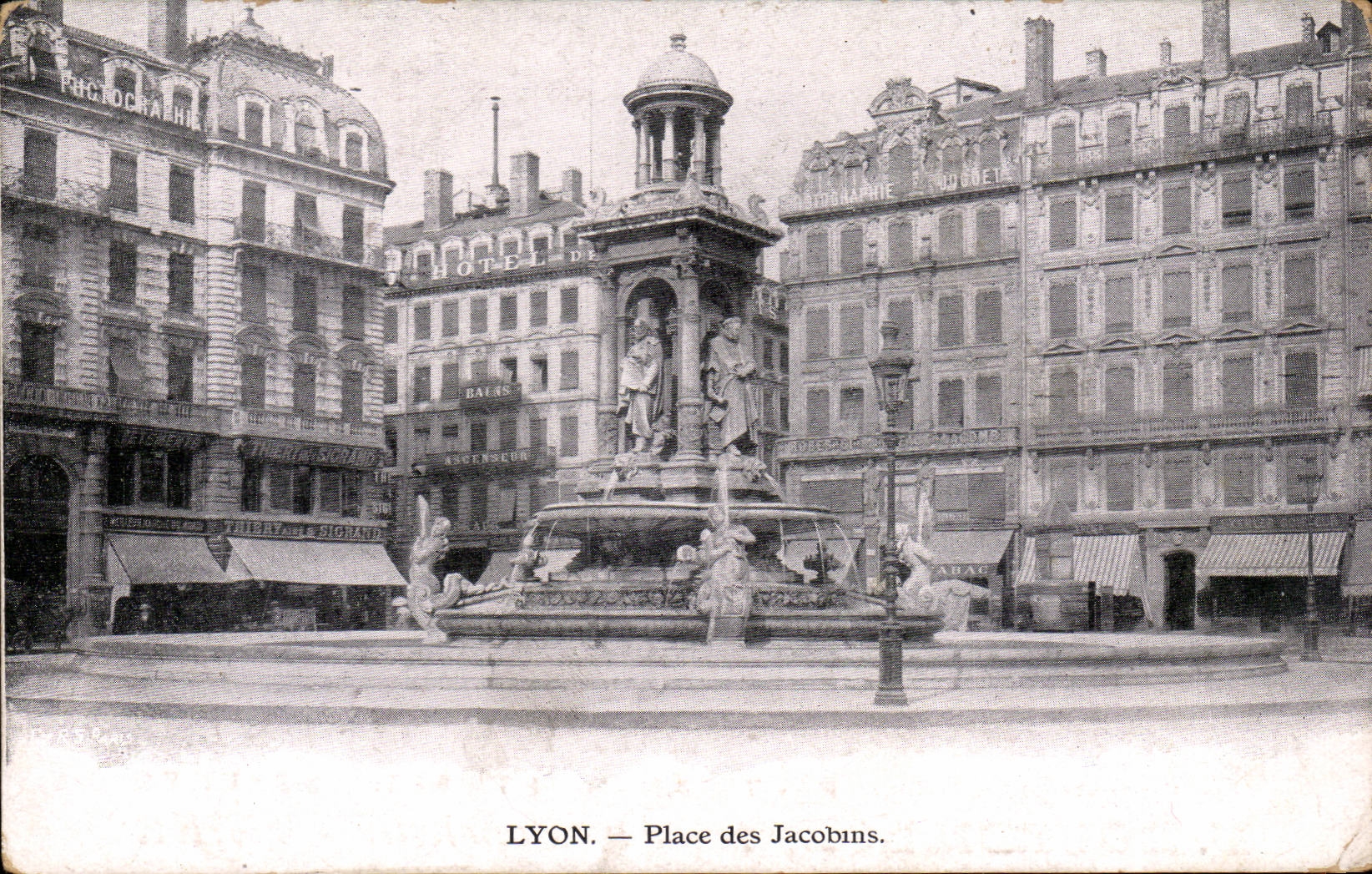 Lyon - Place des Jacobins - CPA 