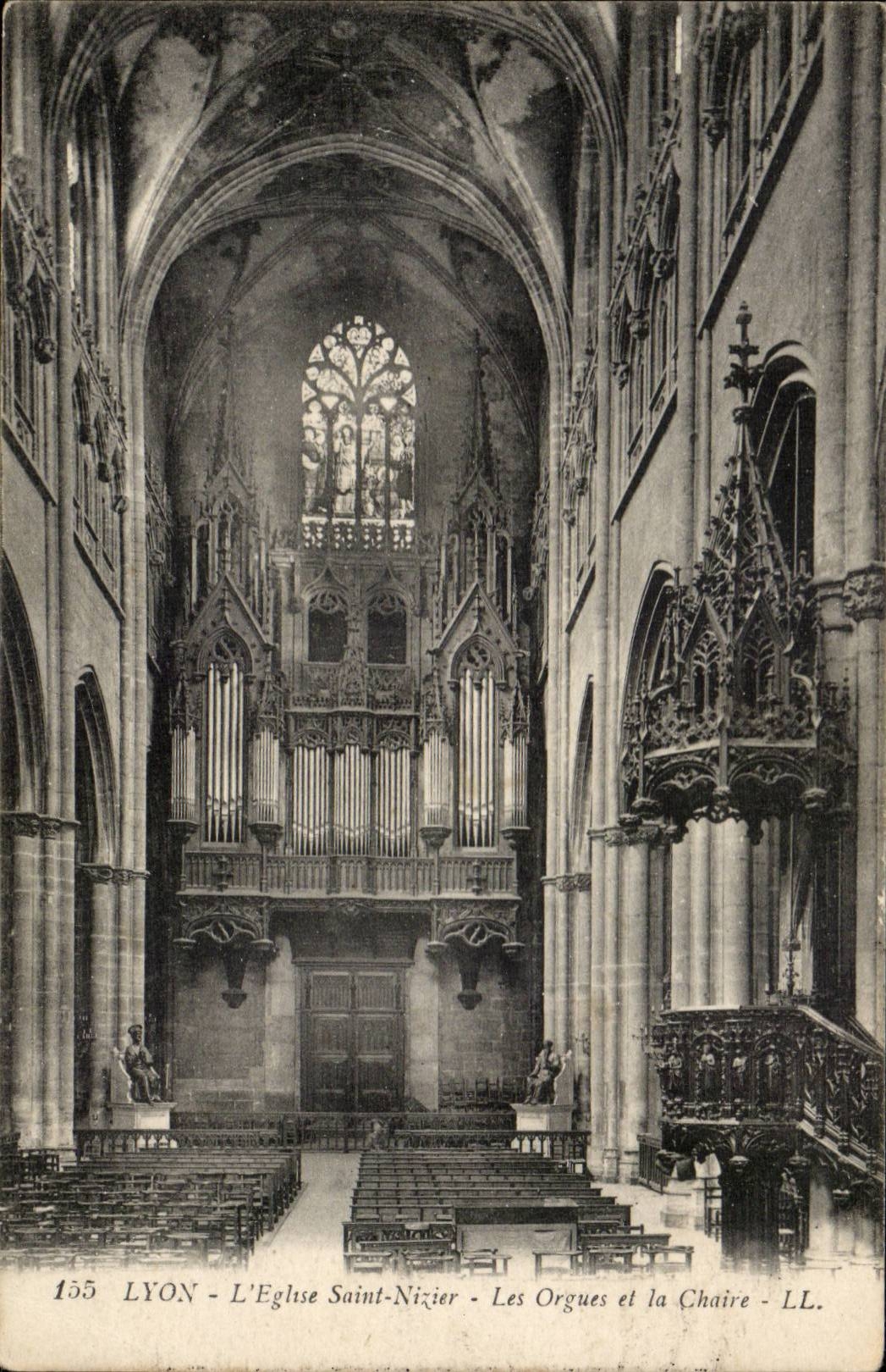 Lyon - L'Eglise Saint Nizier - Les Orgues et la Chaise - CPA Orgue