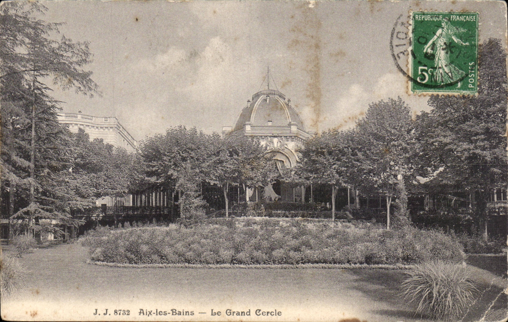 Aix-les-Bains — Le Grand Cercle — J.J. 8732