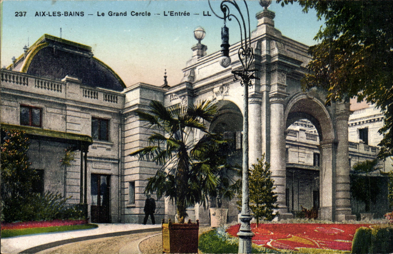 CPA Aix les Bains Le grand cercle l'entreee