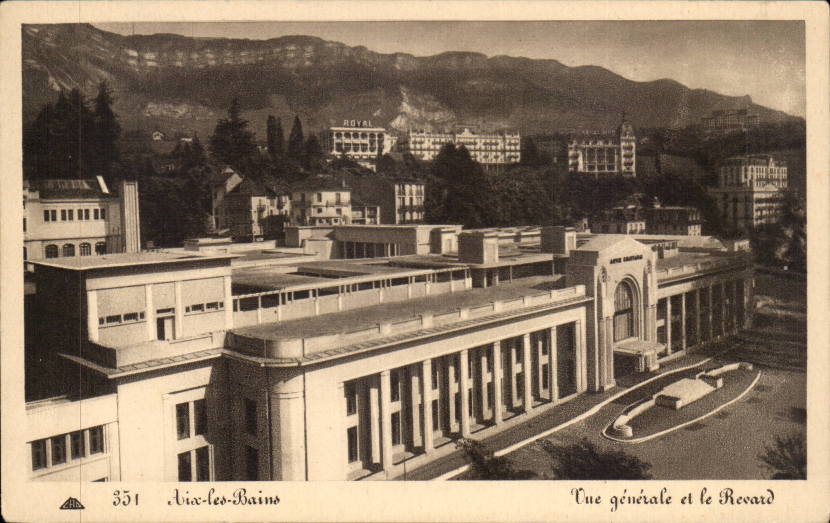 CPA Aix les Bains Vue generale et le Revard