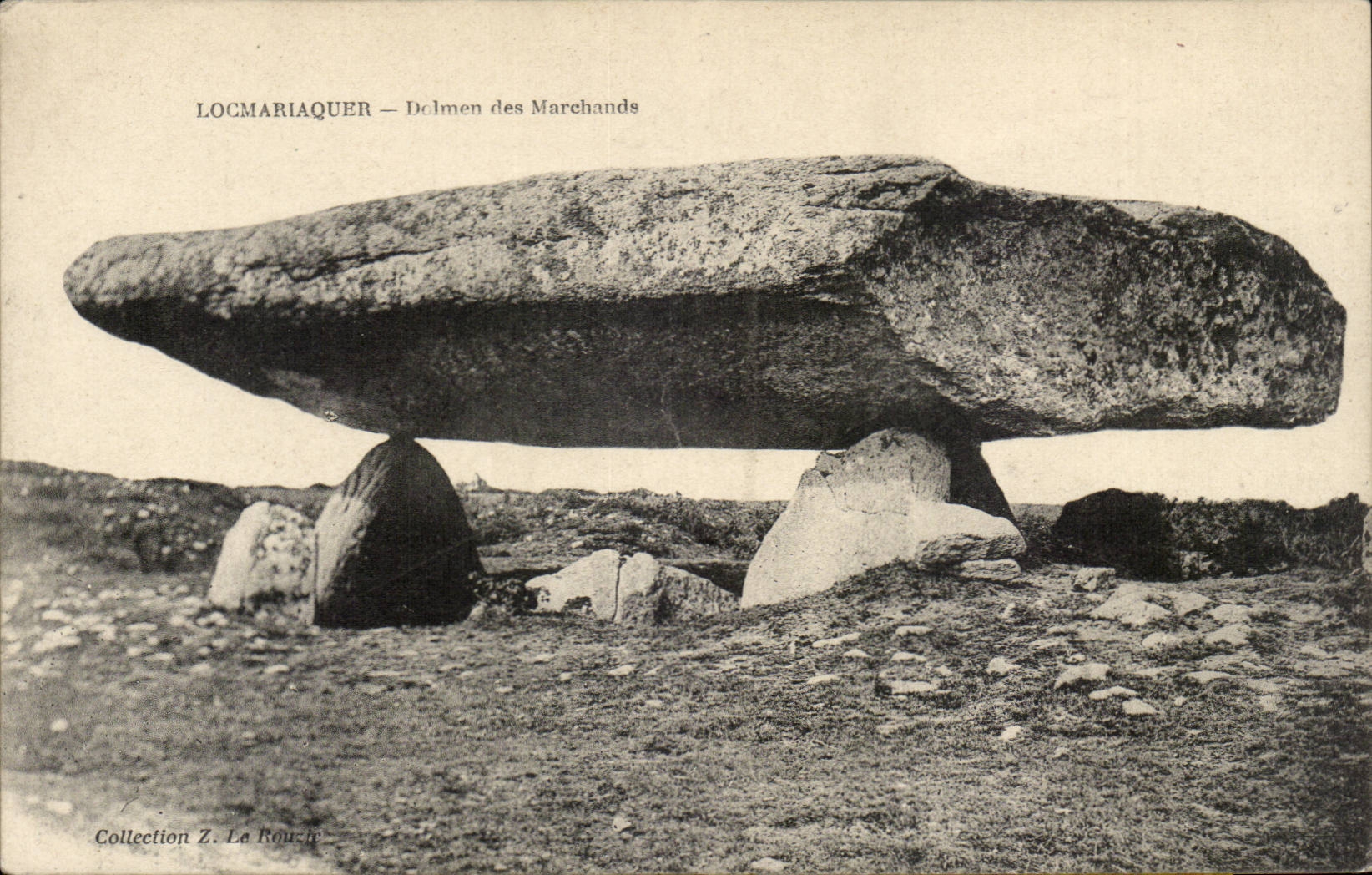 CPA Menhir Dolmen Locmariaquer Dolmen des marchands
