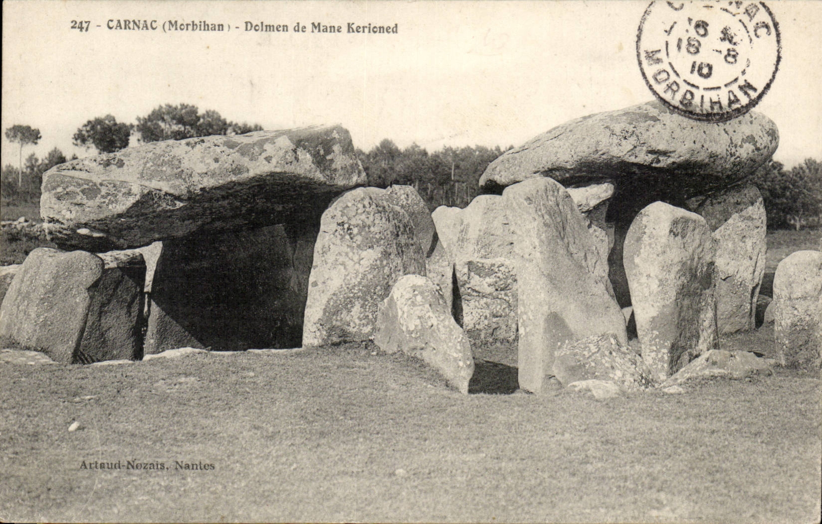 CPA Menhir Dolmen Carnac Dolmen de mane Kerioned