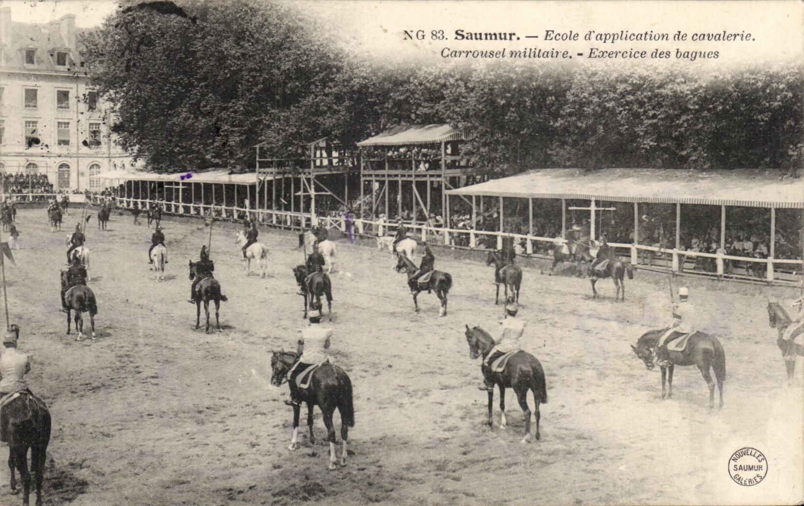 Saumur CPA Ecole d'application de cavalerie Carrousel militaire Exercice des bagues (cavalier cheval hippisme)