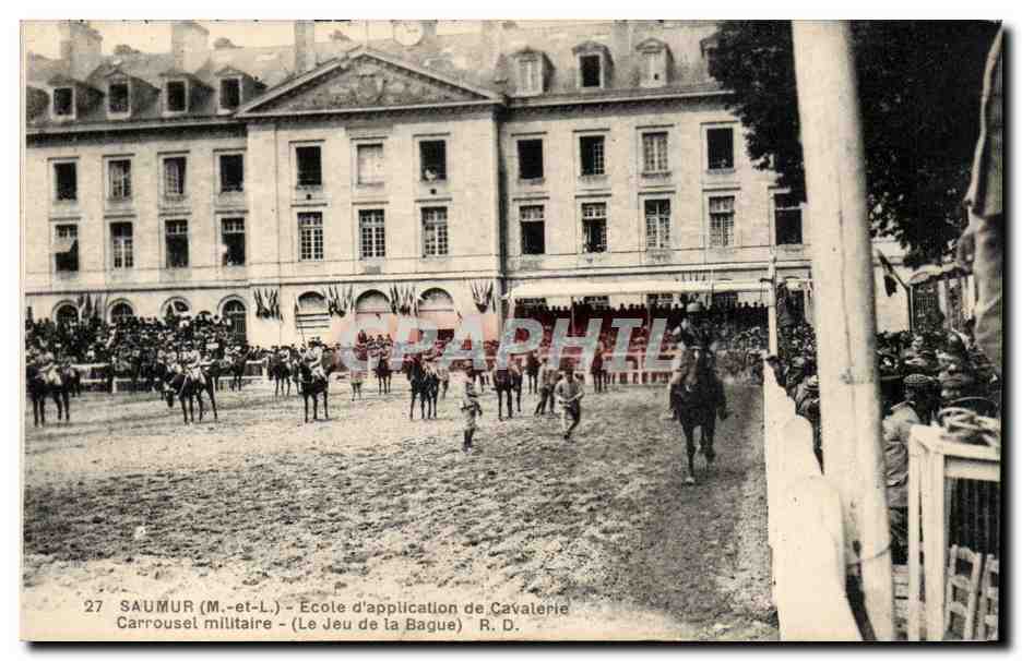 Saumur CPA Ecole d'application de cavalerie Carrousel militaire (cavalier cheval hippisme)