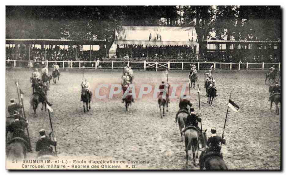 Saumur CPA Ecole d'application de cavalerie CArrousel militaire Reprise des officiers etran (cavalier cheval hippisme)