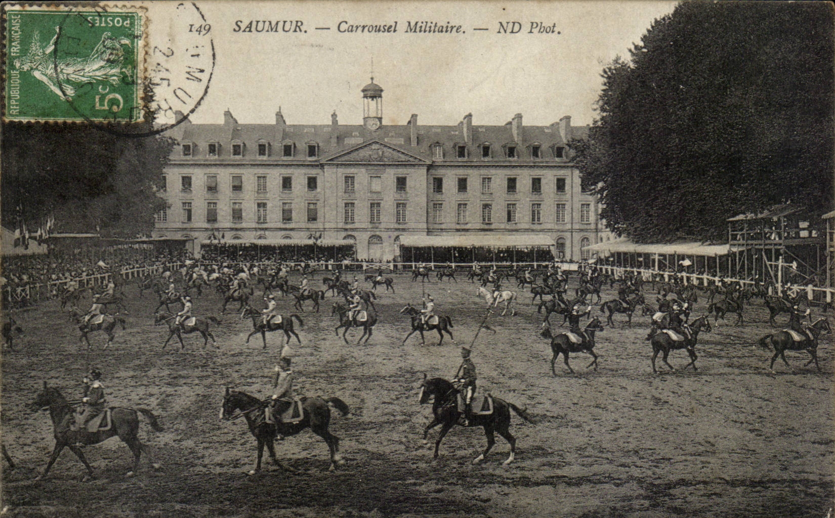 Saumur CPA Ecole d'application de cavalerie CArrousel (cheval hippisme)