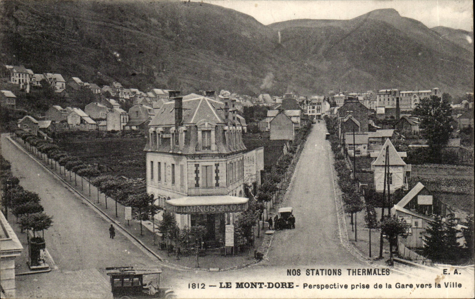 Le Mont-Dore — Perspective prise de la Gare vers la Ville — E.A.