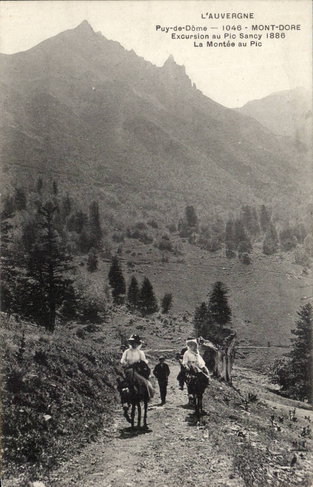 CPA Le Mont Dore Excursion au Pic sancy La montee au pic (ane donkey)