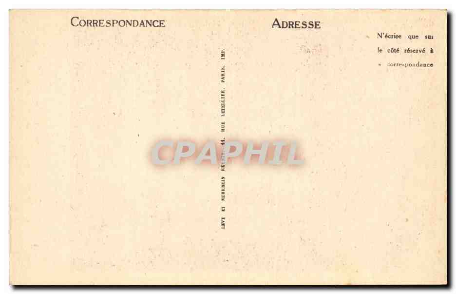 Combat des Vertus et des Vices — chapiteau d'une colonne du XIIe siècle — église Notre-Dame-du-Port, Clermont-Ferrand — Reverso