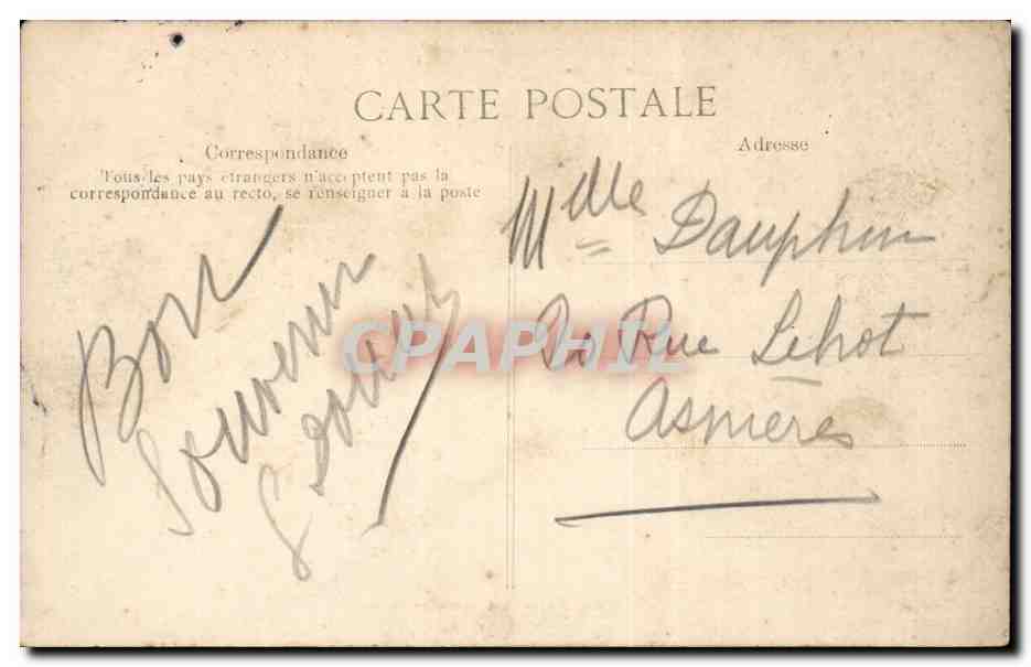 CPA Auvergne Paysanne Auvergnate ( folklore costume ) — Verso
