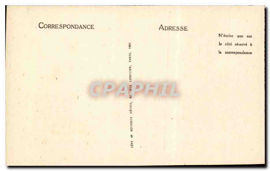 CPA Montferrand Maison Desplats ou du Lys Interieur de la cour — Verso