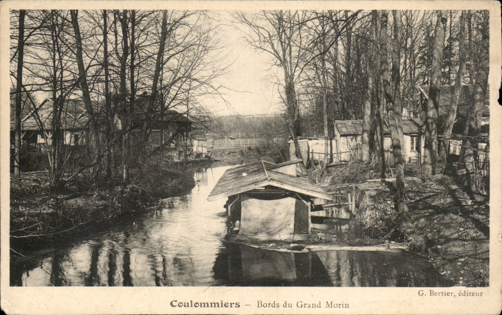 Coulommiers - Bords de Grand Morin - CPA 