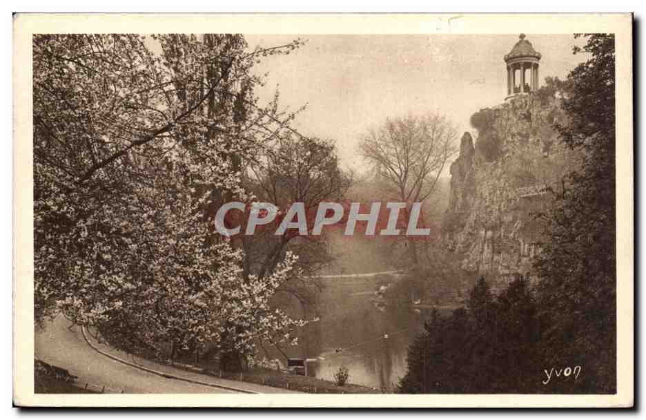 CPA Paris Buttes Chaumont Les bords du lac