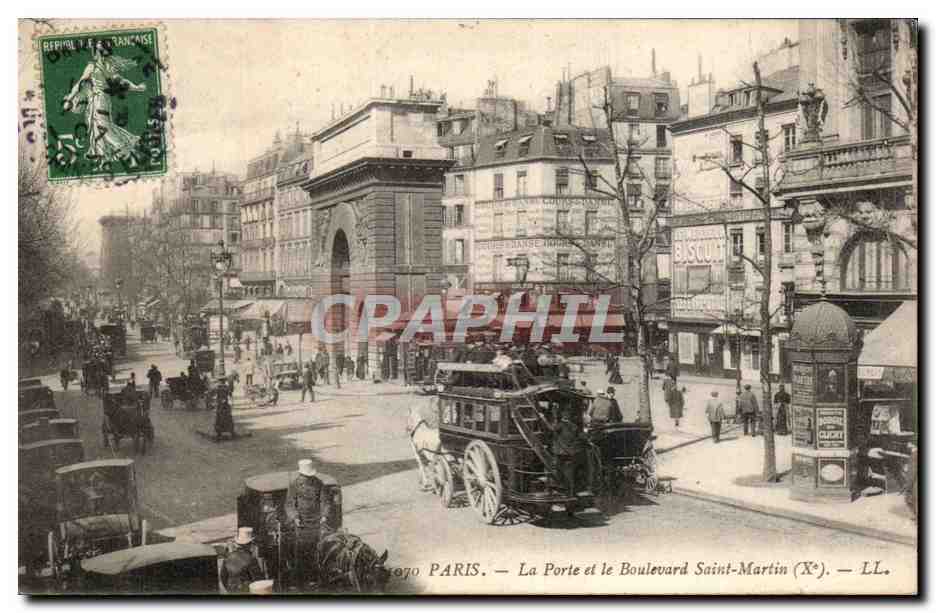 CPA Paris la porte et le boulevard Saint martin