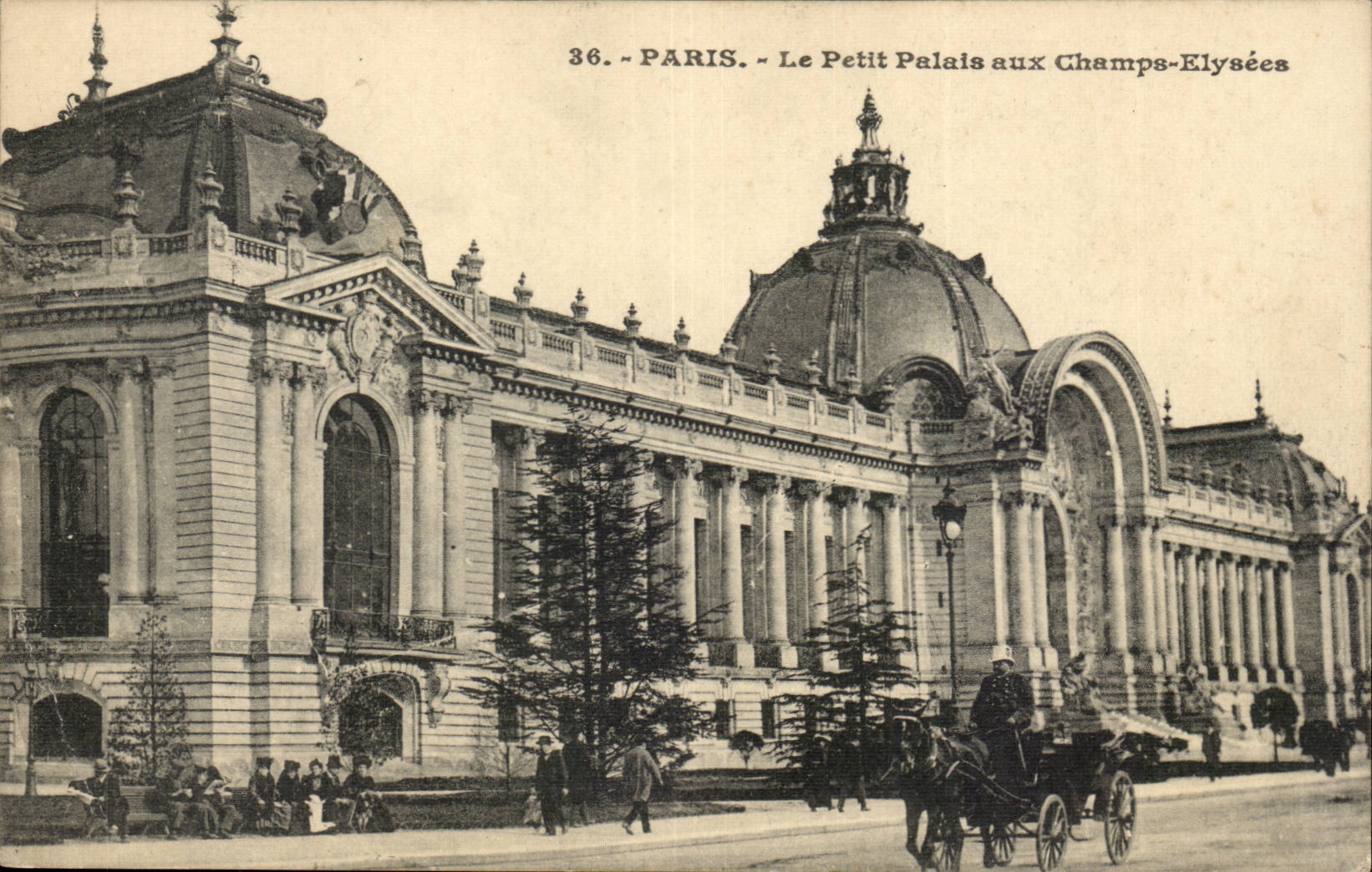 Paris - 8 Le Petit Palais aux Champs Elysees CPA 