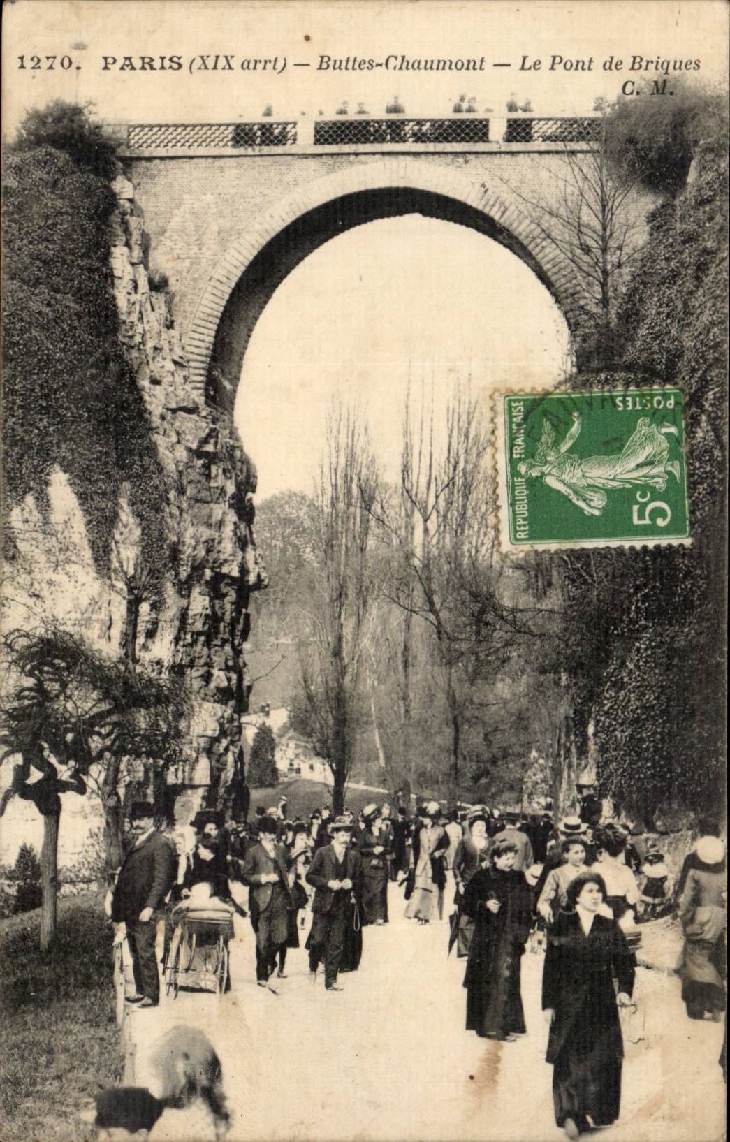 Paris - 19 - Les Buttes Chaumont - Le Pont des Briques CPA 