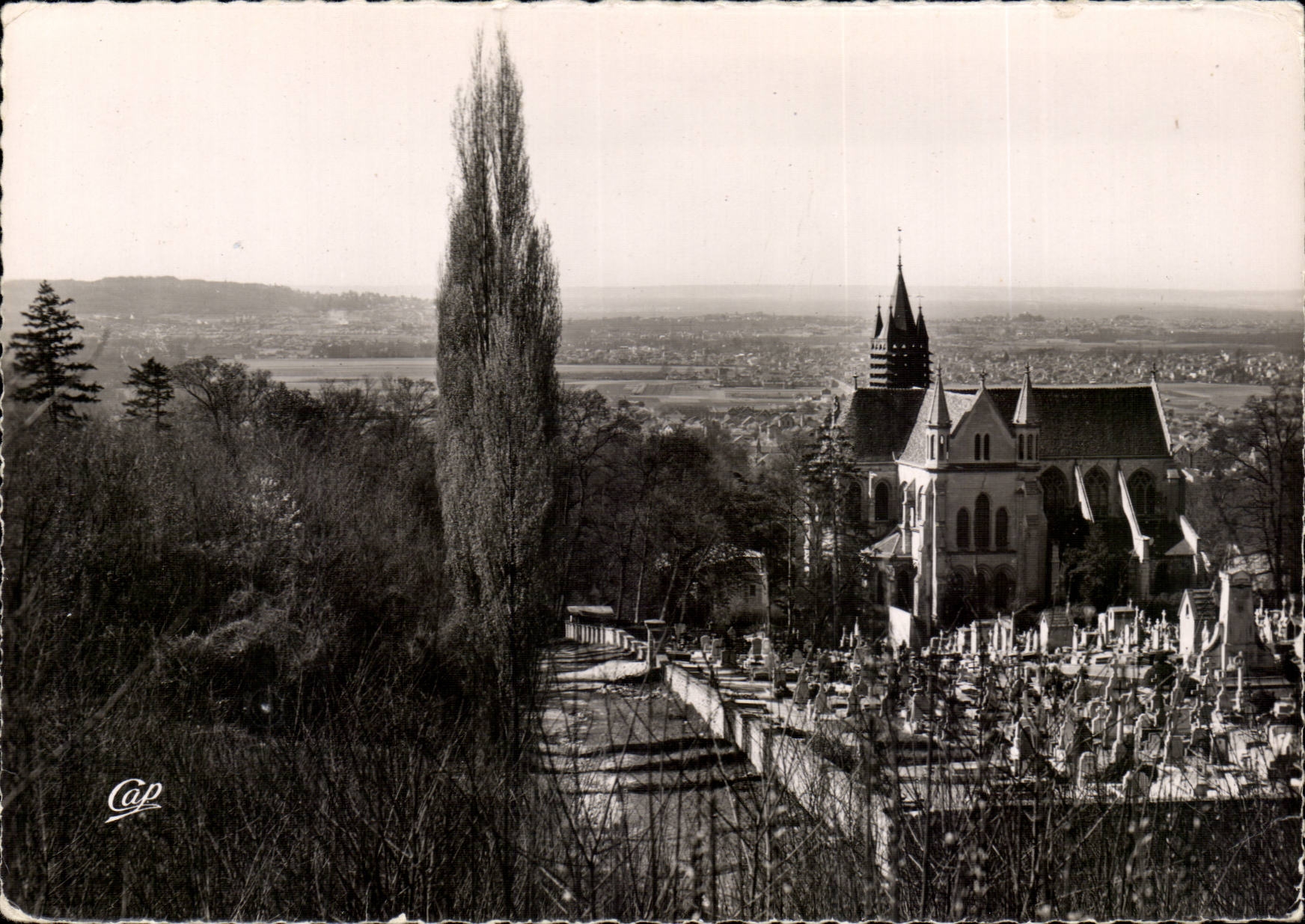 CPM Taverny Eglise Notre Dame Vue panoramique
