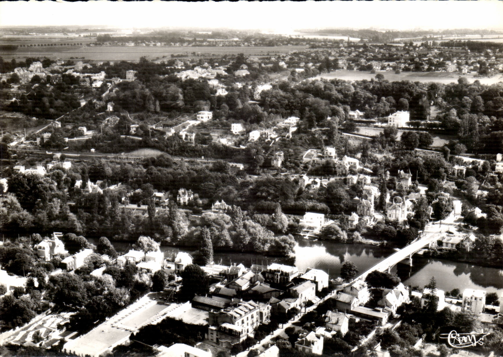 La Varenne - St-Hilaire (Seine) — Le Pont de Chennevières — éditeur IMCON