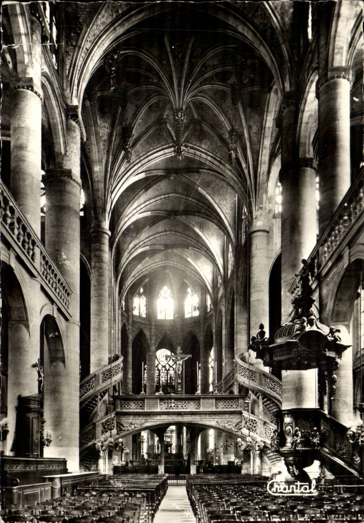 Église Saint-Étienne du Mont — Vue générale de la Nef et du Chœur — Éditions Chantal