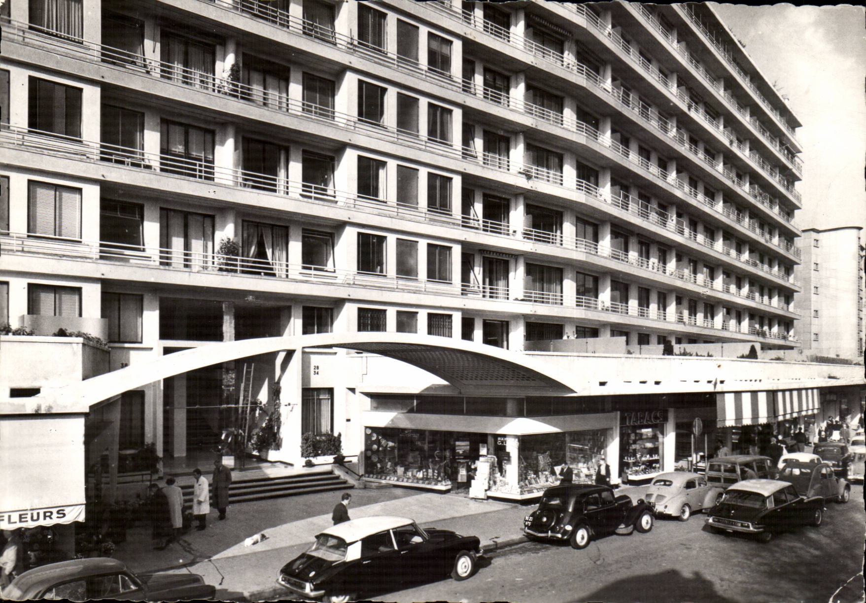 CPM Paris Rue du docteur Blanche