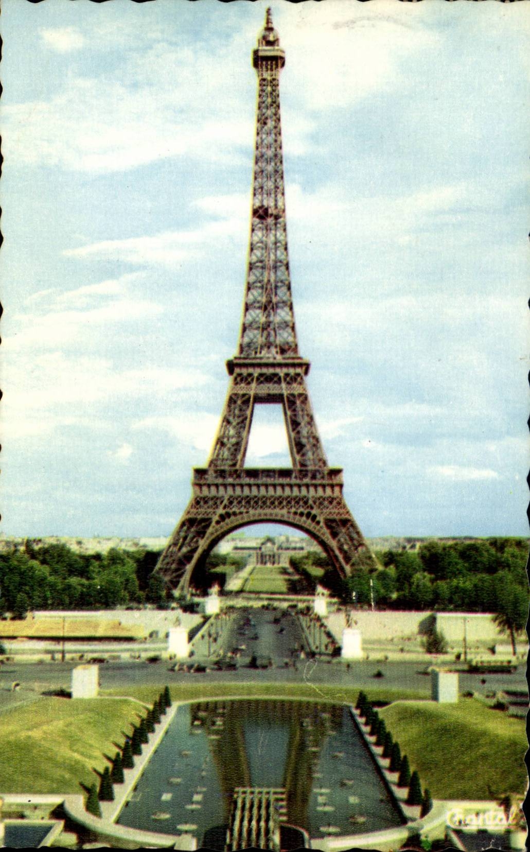 CPM Paris La Tour Eiffel