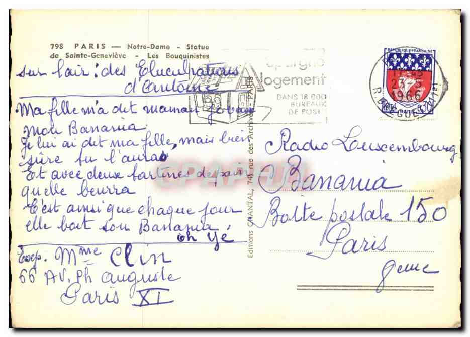 Paris CPM Notre Dame Statue de Sainte Genevieve les bouquinistes — Verso
