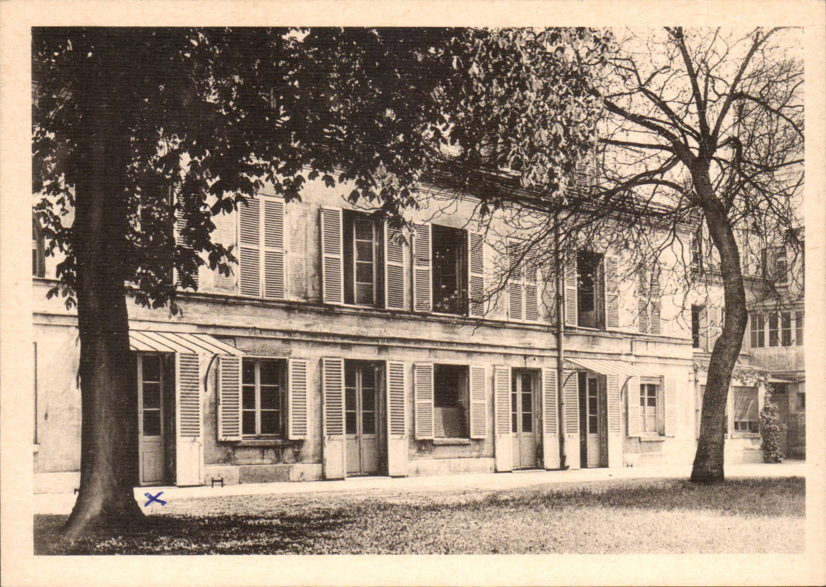 Paris 14 - Infirmerie Marie Therese 92 Avenue Denfert Rochereau - CPA 