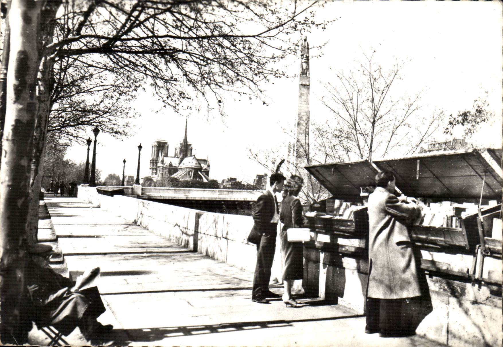 Paris En Flanant sur les Quais CPA 