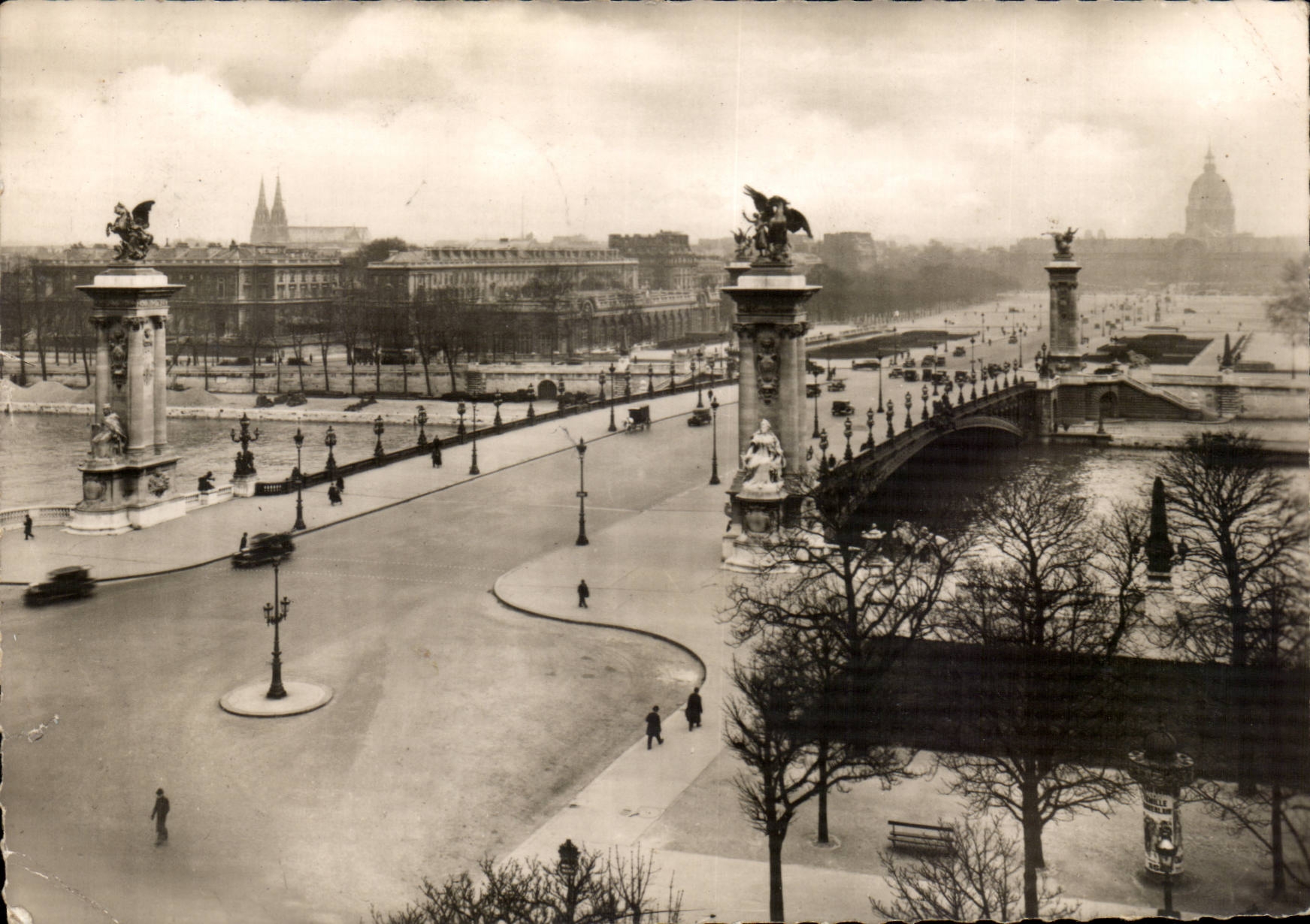 Paris 7 - Le Pont Alexandre III - CPA 