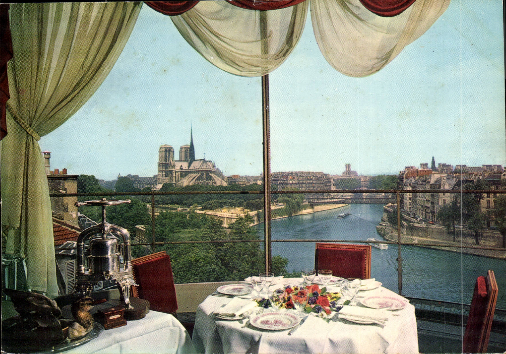 Paris 4 - Notre Dame vue du Restaurant - La Tour d'Argent CPA 