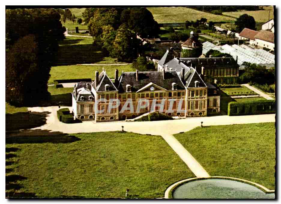 Guermantes (77) — Vue aérienne du château XVIIe s. — Imprimeur Combier