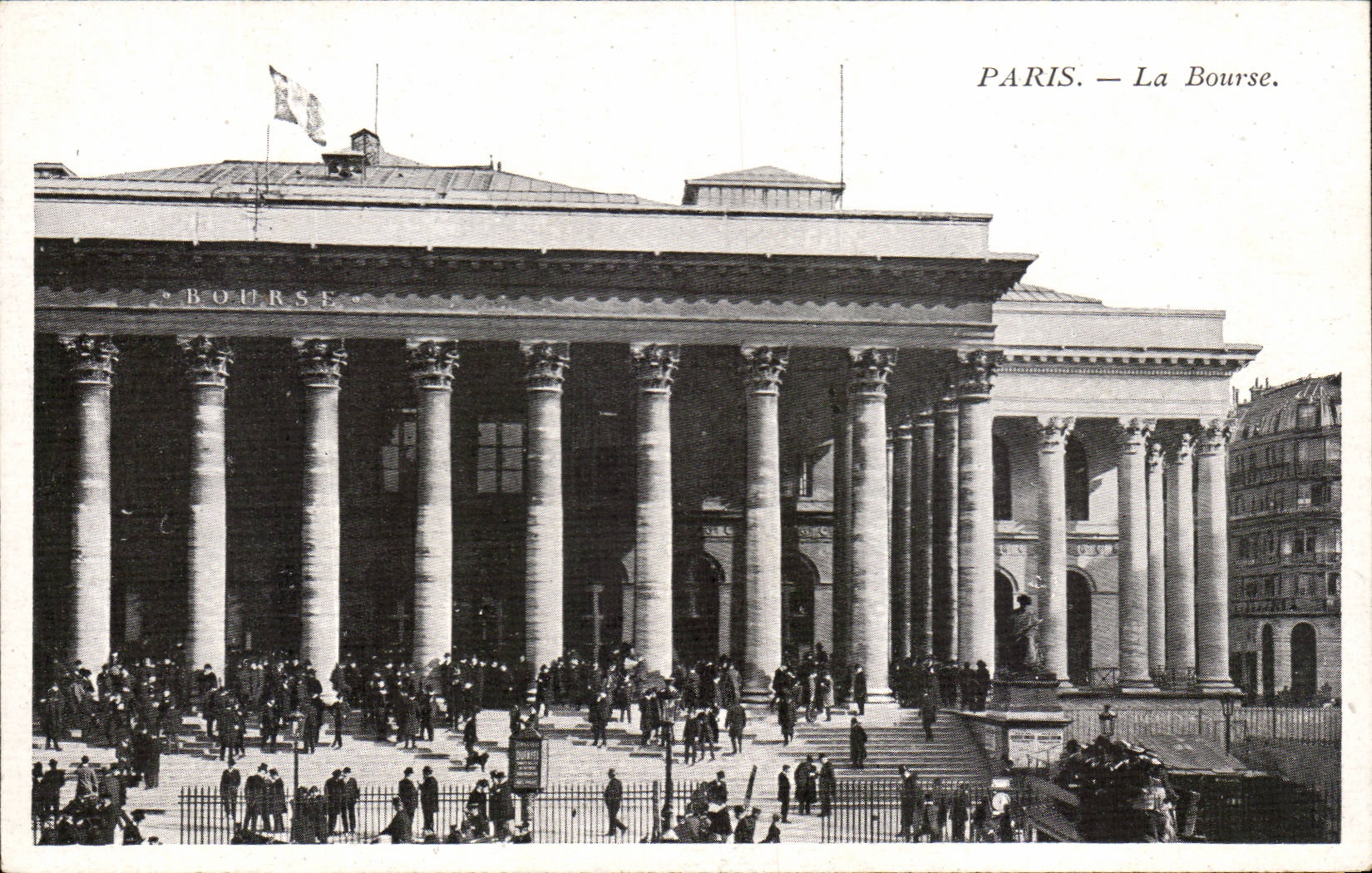 Paris - 2 La Bourse CPA 