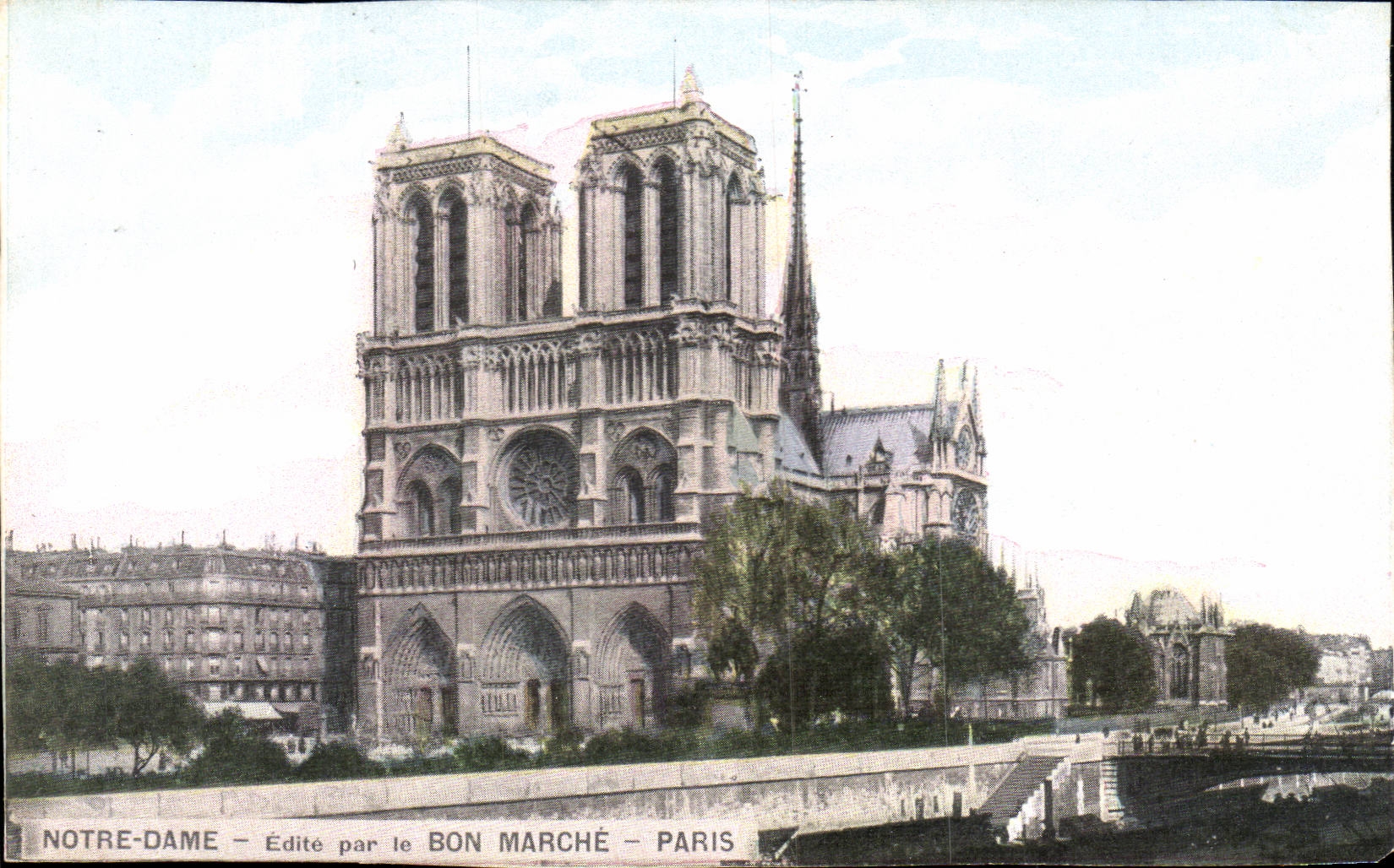 Paris 4 - Notre Dame - Edite par le Bon Marche CPA 